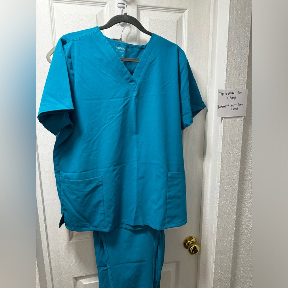 Mandala Scrubs (X-Large)